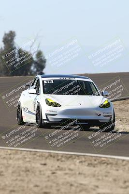 media/Nov-08-2025-Speed Ventures (Sat) [[1c7a6332f5]]/TC A/Session 2 (Turn 2)/